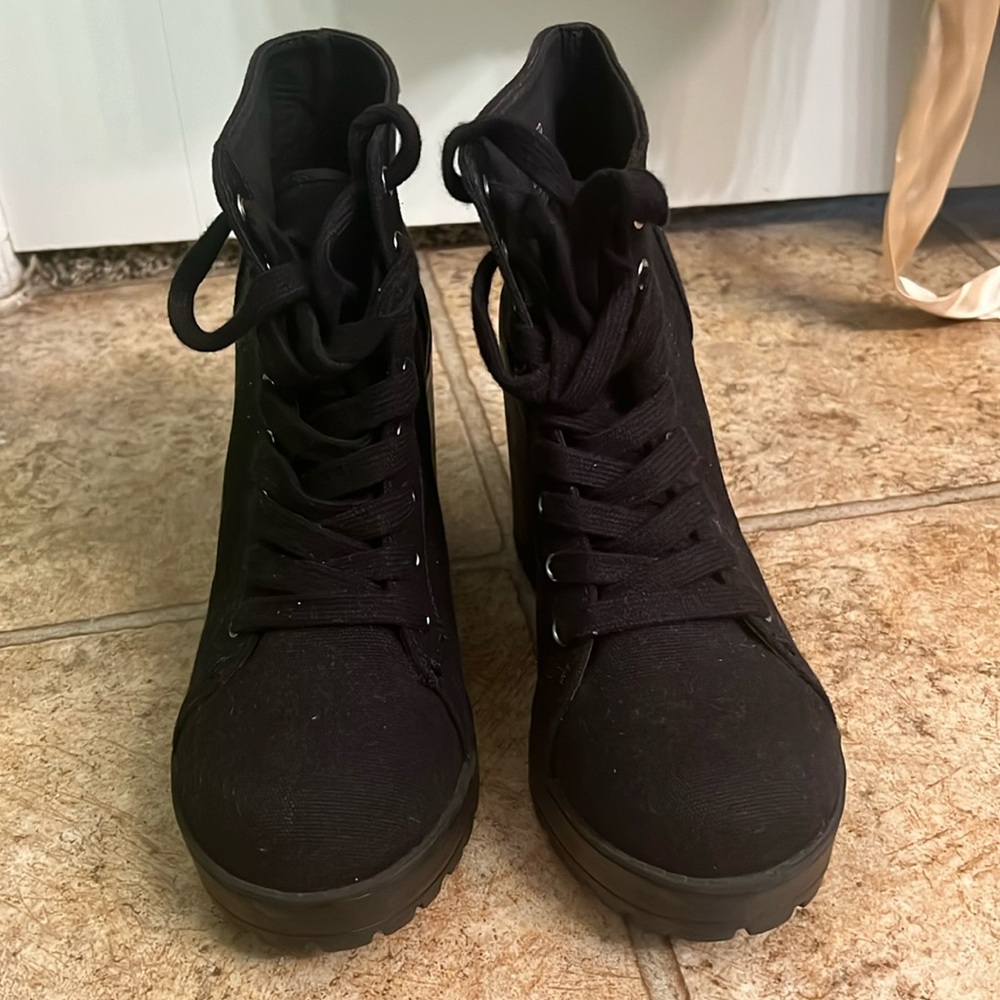 Black Ankle Boot Heels